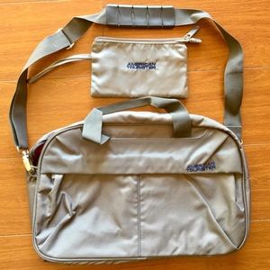 Laptop bag travel set.